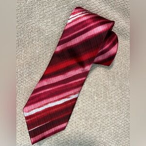 J Garcia Northern Lights Collection Fifty-Four 100% Silk Pink Tie (62624)